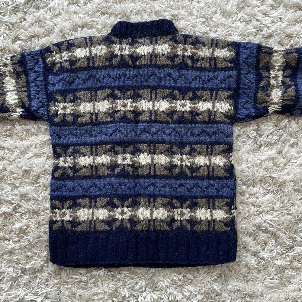 Vintage 100% wool sweater - Picture 3 of 3